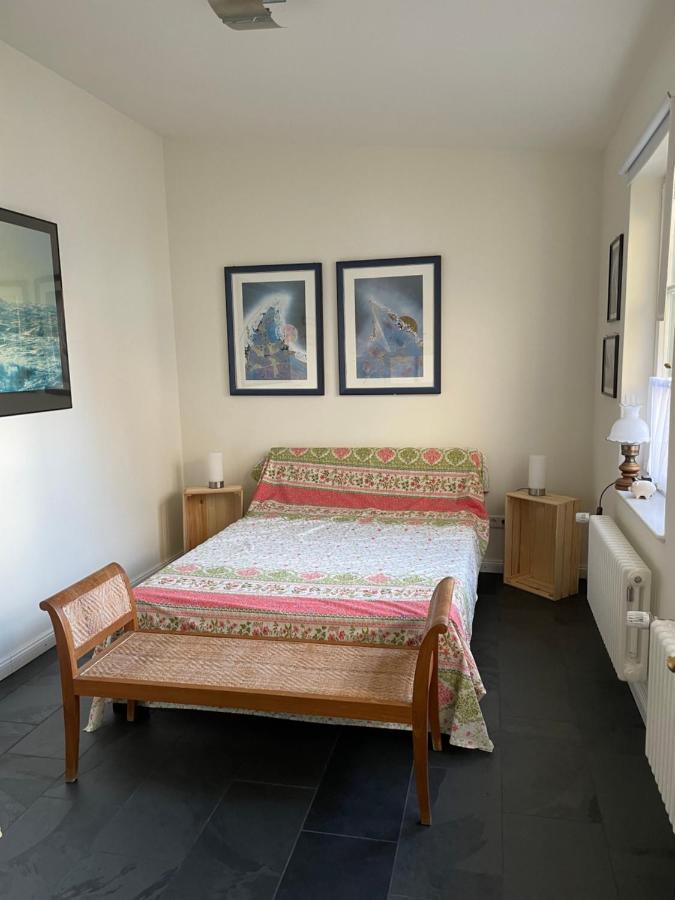 Apartment Kleines Gaestehaus Im Gruenen Bremerhaven